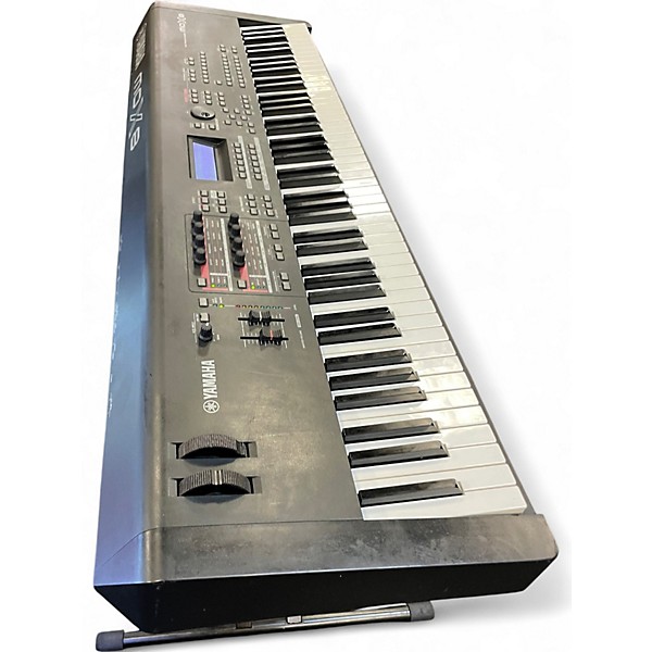 Used Yamaha MOX8 88 Key Keyboard Workstation