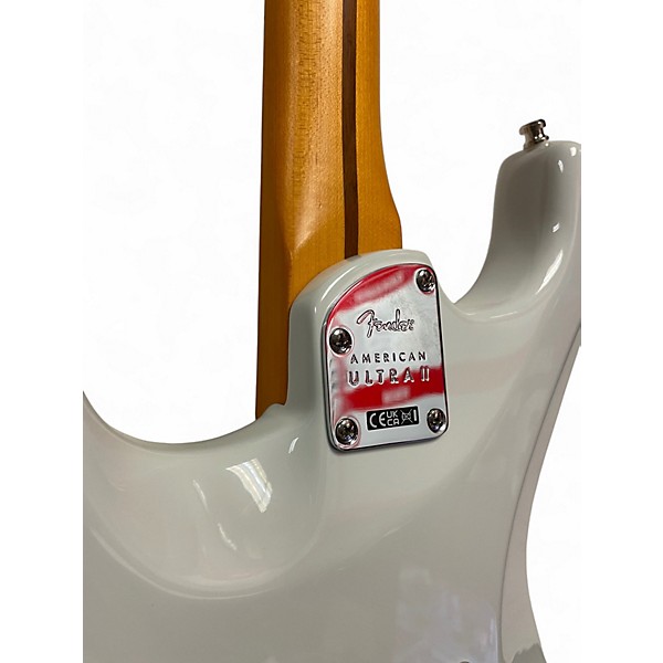 Used Fender American Ultra II Stratocaster White Solid Body Electric Guitar