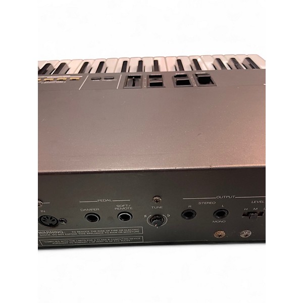 Used Roland RD200 Synthesizer