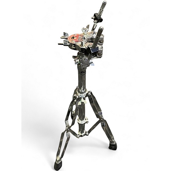 Used DW 9000 SERIES Rack Stand