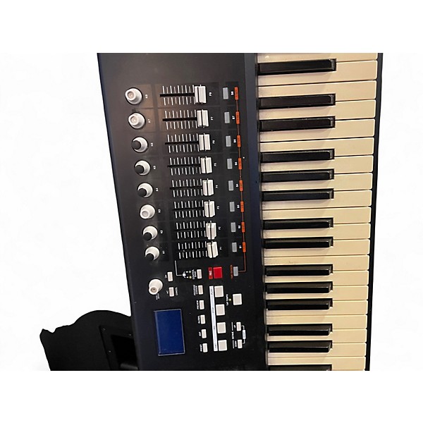 Used Akai Professional MPK88 88 Key MIDI Controller