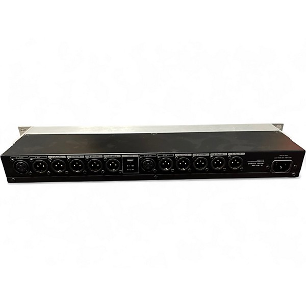 Used Behringer Ultralink DS2800 Signal Processor