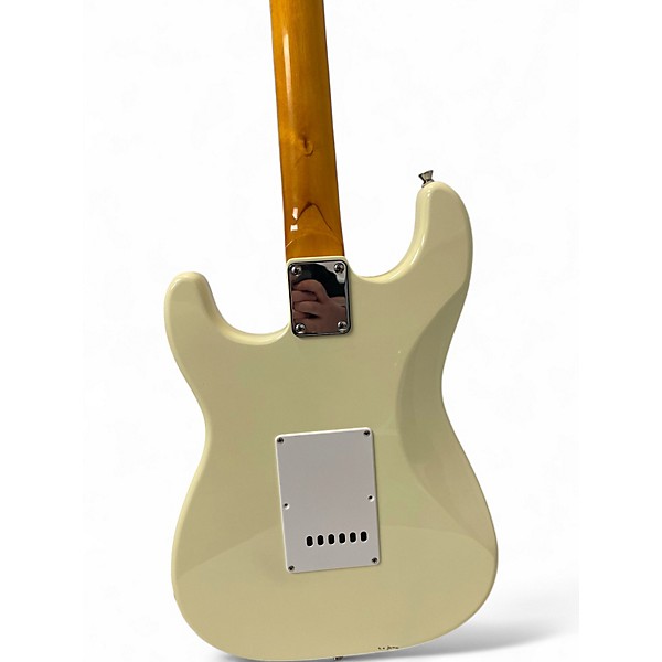 Used Gearit STRATOCASTER Alpine White Solid Body Electric Guitar