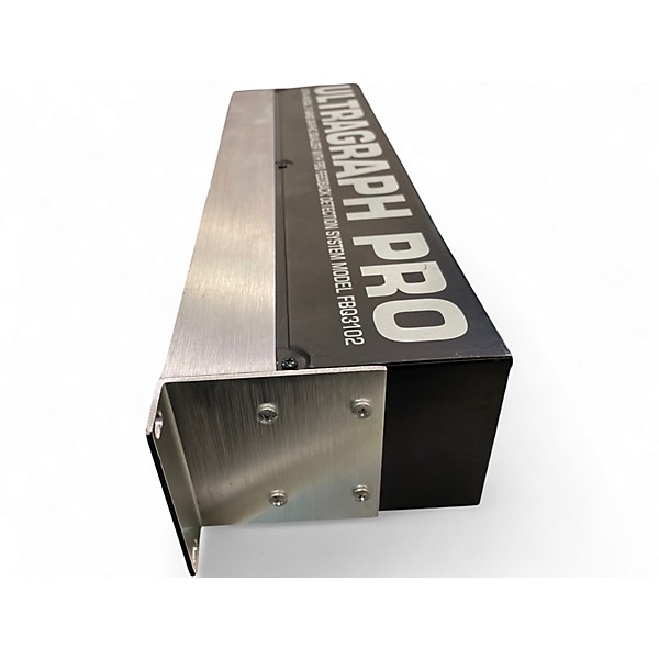Used Behringer ULTRAGRAPH PRO FBQ3102 Equalizer