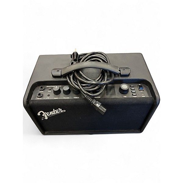 Used Fender MUSTANG LT40 Guitar Combo Amp