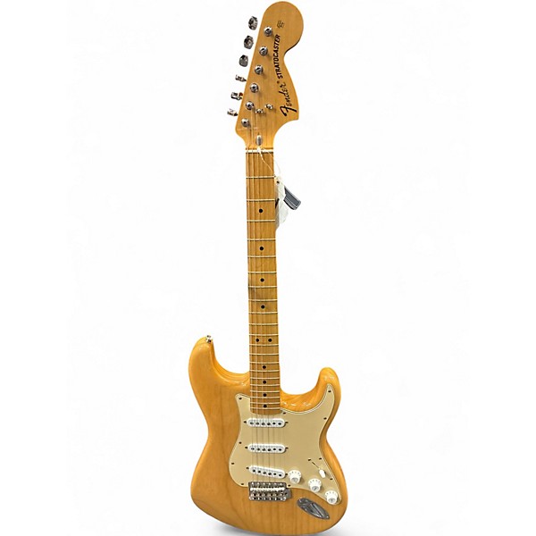 Used Fender Classic Series '70s Stratocaster Natural Solid Body Electric Guitar
