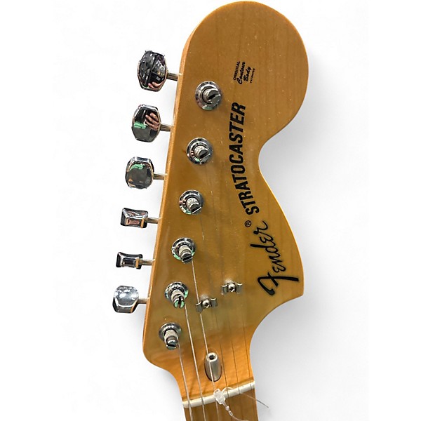 Used Fender Classic Series '70s Stratocaster Natural Solid Body Electric Guitar