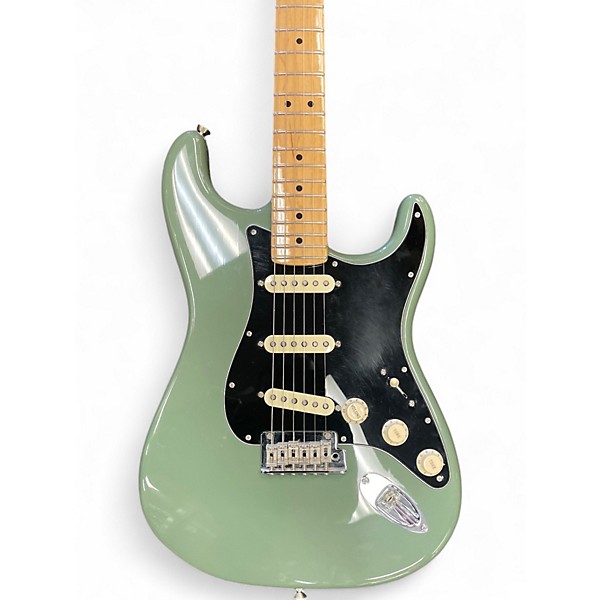 Used Fender American Professional Stratocaster with Rosewood Neck Royal Olive Solid Body Electric Guitar