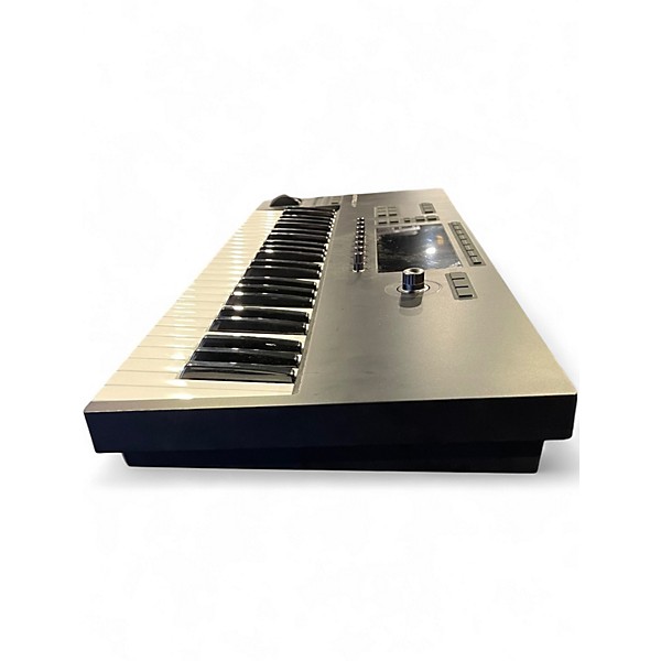 Used Native Instruments Komplete Kontrol S49 MIDI Controller
