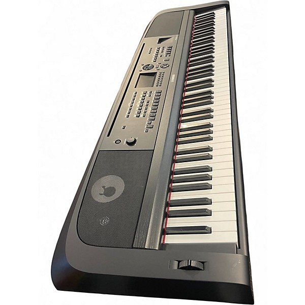 Used Yamaha DGX670B Digital Piano