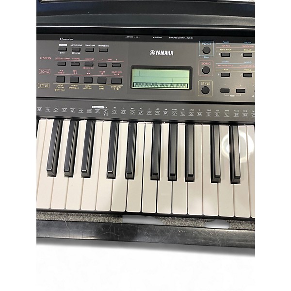 Used Yamaha PSRE273 Portable Keyboard