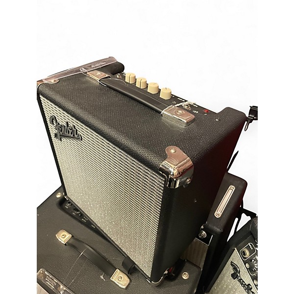Used Fender Rumble 15 15W 1X8 Bass Combo Amp