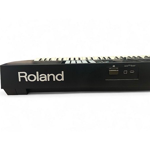 Used Roland FA08 Keyboard Workstation