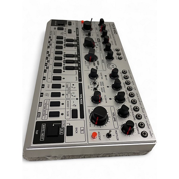 Used Behringer TD-3-MO-SR Synthesizer