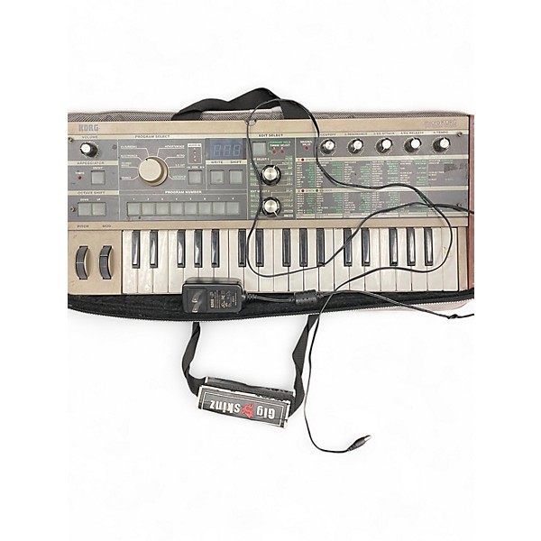 Used KORG Micro Korg 37 Key Synthesizer