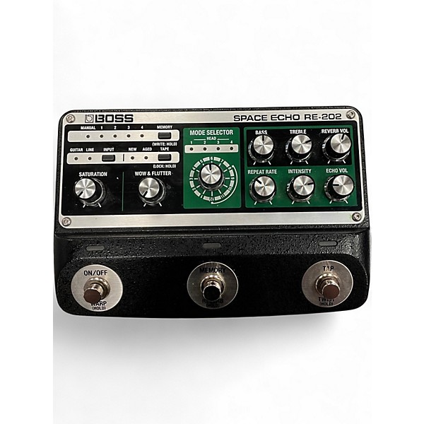 Used BOSS RE-202 Effect Pedal