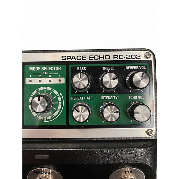 Used BOSS RE-202 Effect Pedal