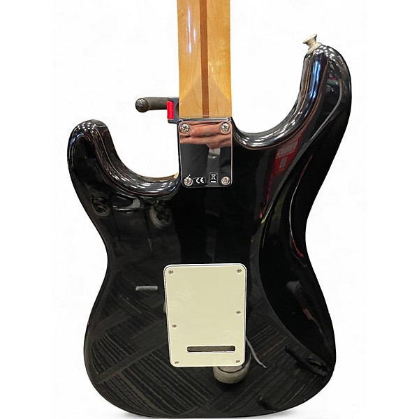 Used Fender Special Edition Standard Stratocaster Black Solid Body Electric Guitar
