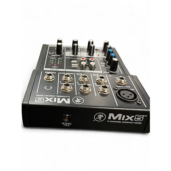 Used Mackie Mix5 Powered Mixer