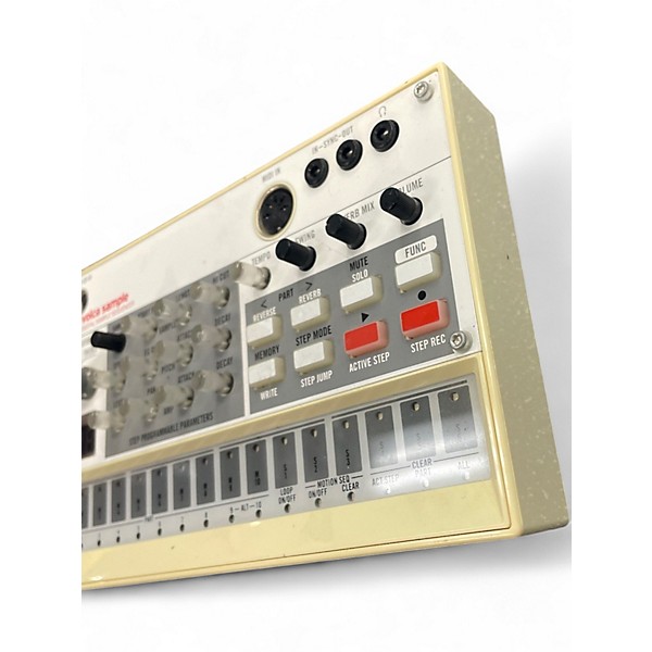 Used KORG Volca Sample Synthesizer