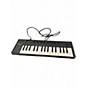 Used Native Instruments KOMPLETE KONTROL M32 MIDI Controller thumbnail