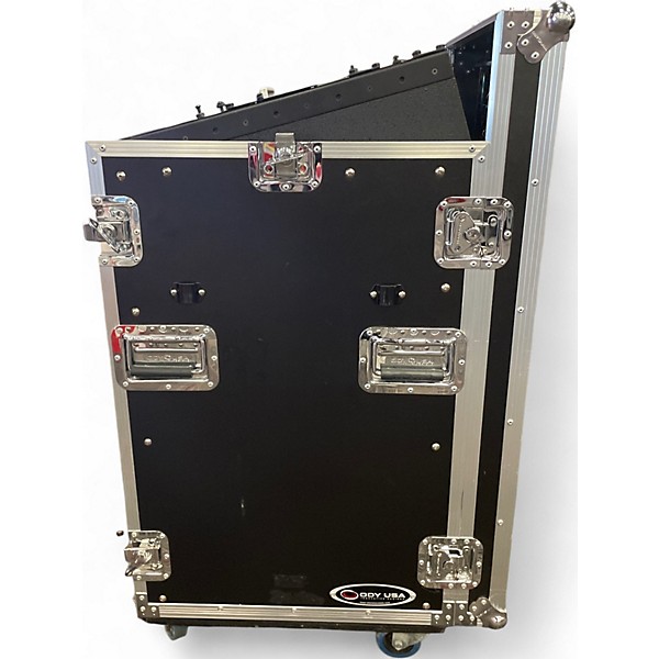 Used Odyusa Case Mixer Case