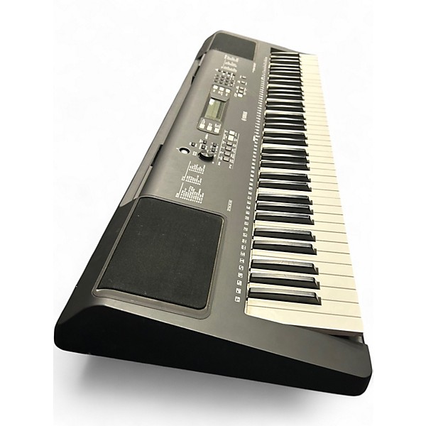 Used Yamaha PSREW300 76 Key Portable Keyboard