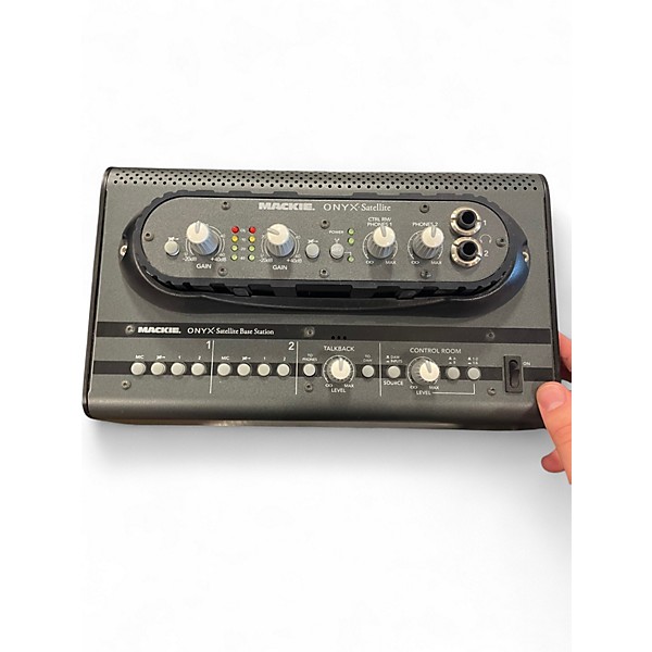 Used Mackie onyx satellite Audio Interface