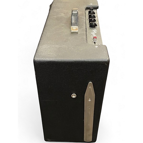 Used Fender FR12 Guitar Combo Amp