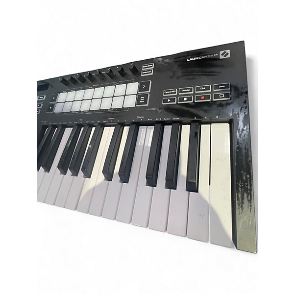 Used Novation Launchkey 25 Key MIDI Controller