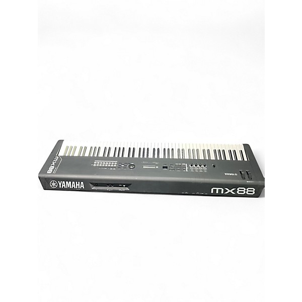 Used Yamaha MX88 Synthesizer