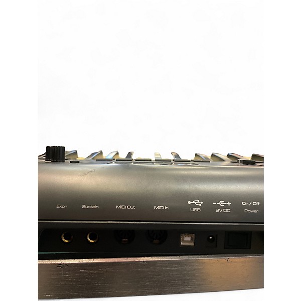 Used M-Audio Axiom 61 Key MIDI Controller