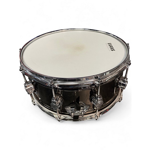 Used DW 5.5X14 Design Series Snare Silver Drum