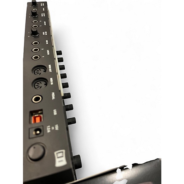 Used Native Instruments Maschine MK3 MIDI Controller