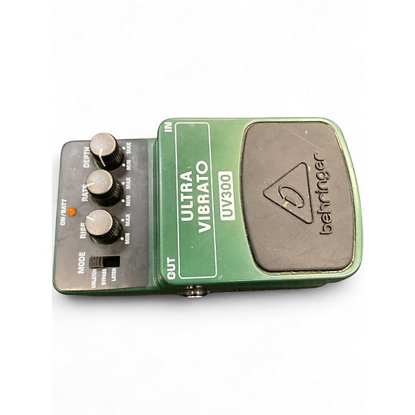 Used Behringer UV300 Ultra Vibrato Effect Pedal