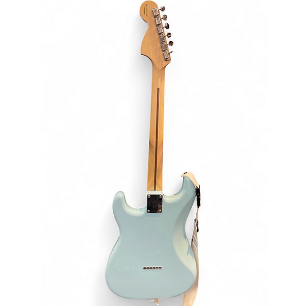 Used Fender Tom Delonge Signature Stratocaster Daphne Blue Solid Body Electric Guitar