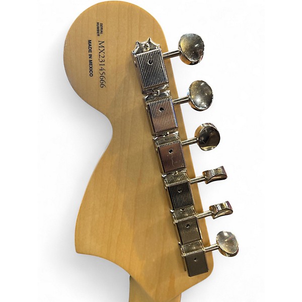 Used Fender Tom Delonge Signature Stratocaster Daphne Blue Solid Body Electric Guitar