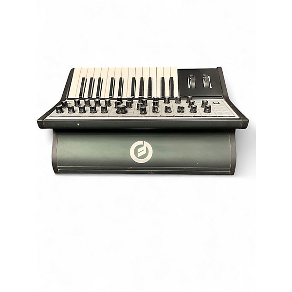 Used Moog Sub Phatty 25 Key Synthesizer
