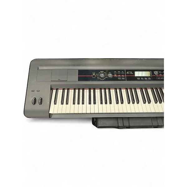 Used KORG Kross 61 Key Keyboard Workstation