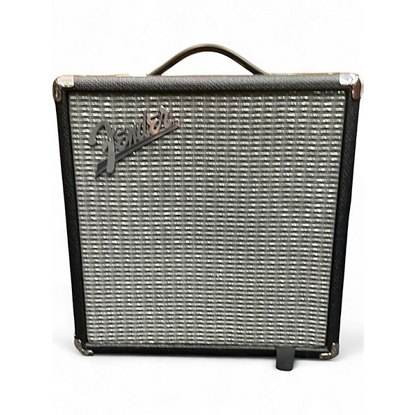 Used Fender Rumble 15 15W 1X8 Bass Combo Amp
