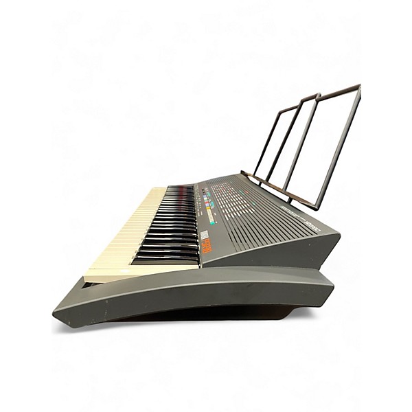 Used Yamaha PSR-18 Portable Keyboard