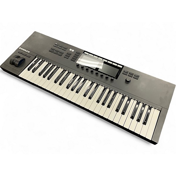 Used Native Instruments Komplete Kontrol S49 MK2 MIDI Controller