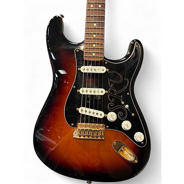 Used Fender Stevie Ray Vaughan Lenny Replica Tobacco Sunburst Solid Body Electric Guitar