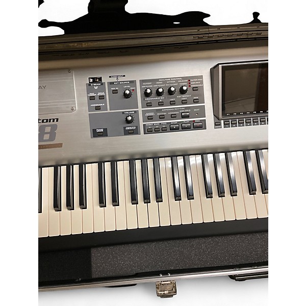 Used Roland fantom x8 Keyboard Workstation