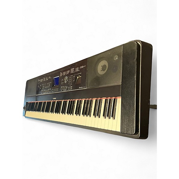 Used Yamaha DGX660 Portable Keyboard