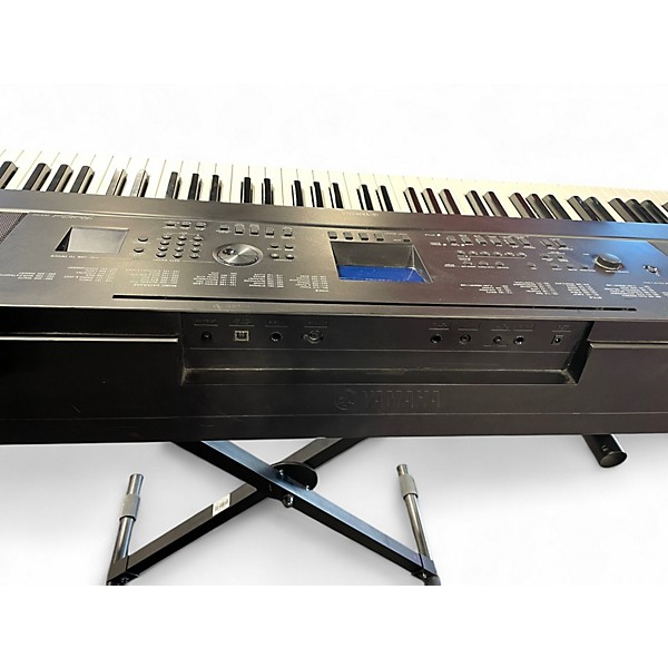 Used Yamaha DGX660 Portable Keyboard