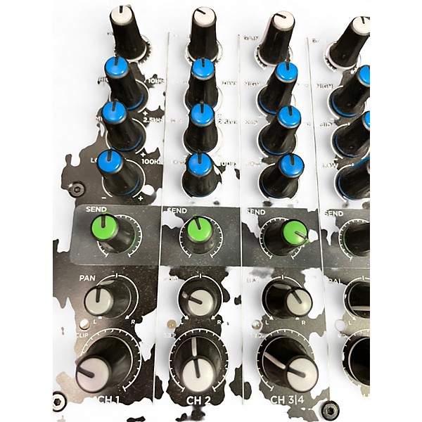 Used Harbinger LV8 Powered Mixer
