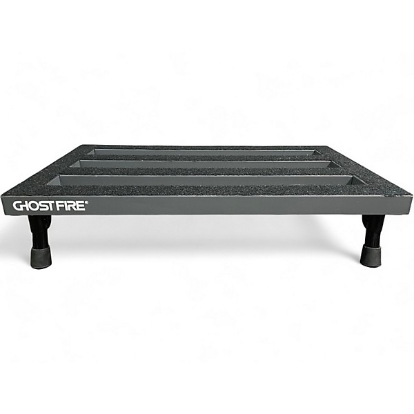 Used Ghostfire Pedalboard With Case Pedal Board