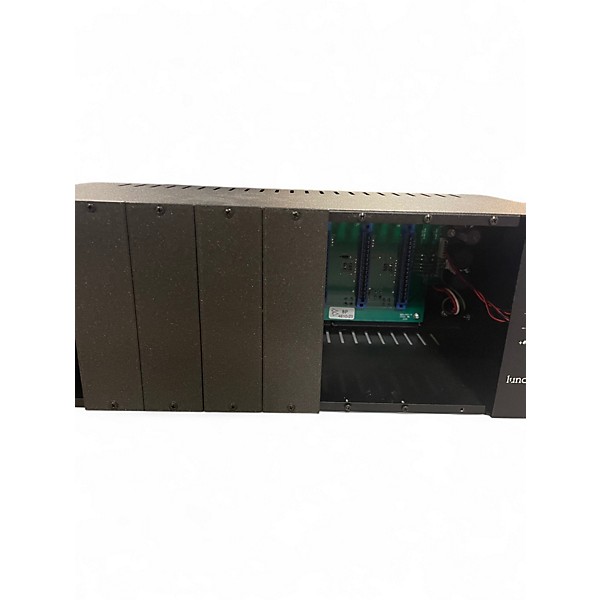 Used API Lunchbox 8 Slot w/ Rack Ears Rack Equipment