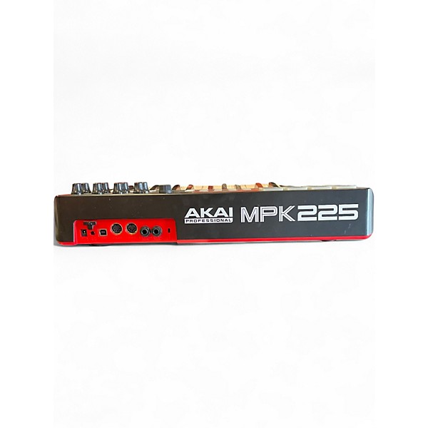 Used Akai Professional MPK225 25-Key MIDI Controller